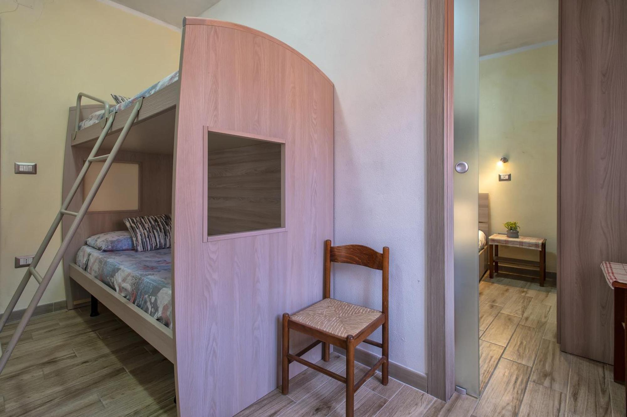شقة Relax House And Fitness 9 Villanova Monteleone المظهر الخارجي الصورة